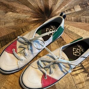 Sperry tennis shoes